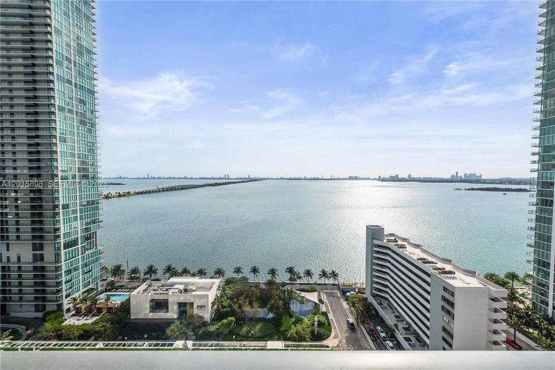 En Venta: $795,000 (1 camas, 2 baños, 940 Pies cuadrados)