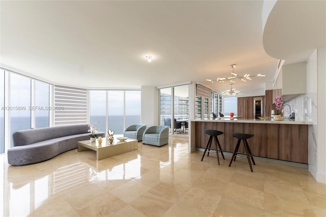 В аренду: $14,500 (3 спален, 4 ванн, 2665 Квадратных фут)