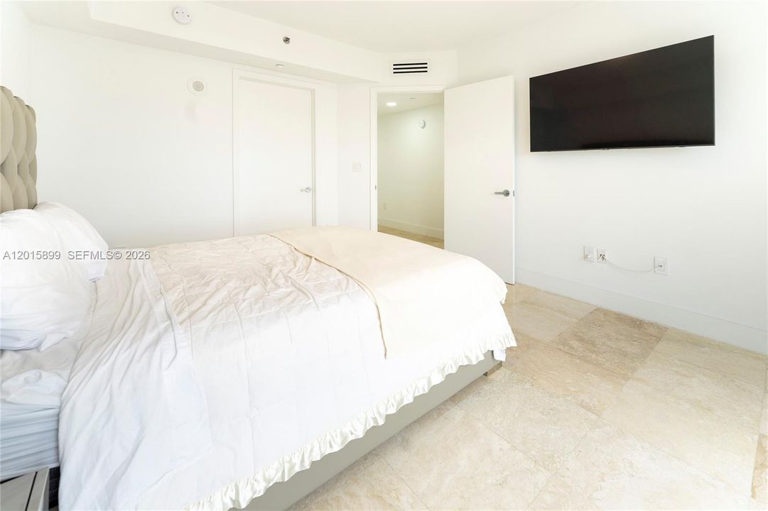 В аренду: $14,500 (3 спален, 4 ванн, 2665 Квадратных фут)