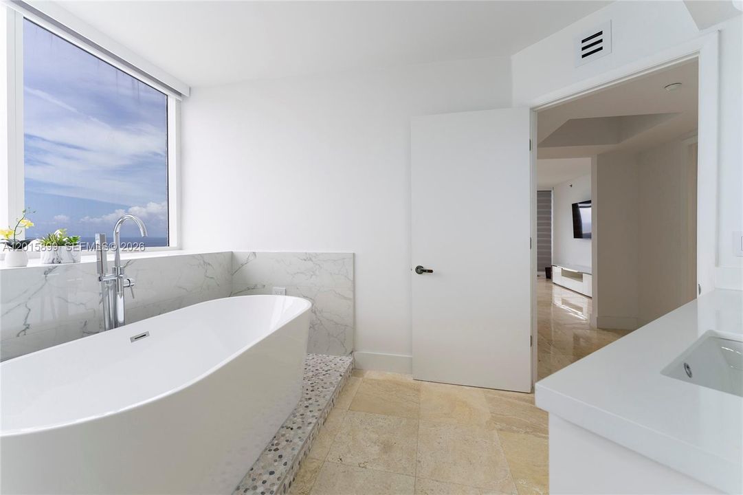 В аренду: $14,500 (3 спален, 4 ванн, 2665 Квадратных фут)
