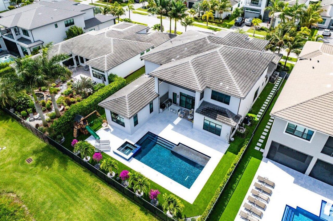 051-9625VescovatoWay-BocaRaton-FL-33496-