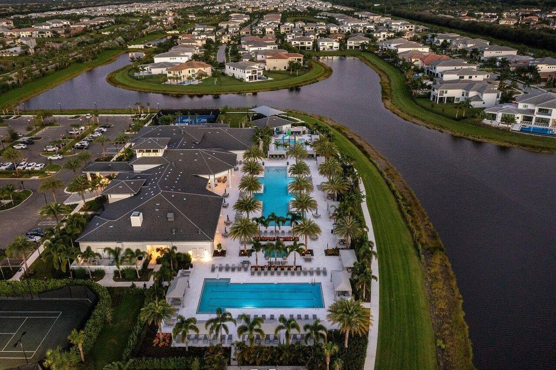 096-9625VescovatoWay-BocaRaton-FL-33496-