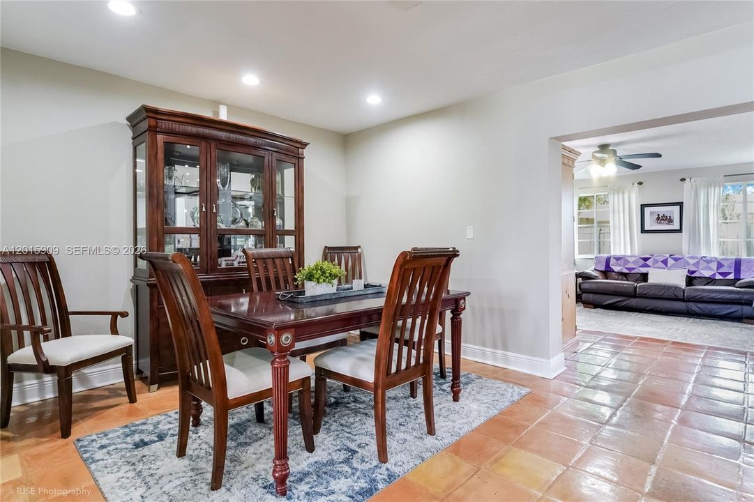 For Sale: $809,000 (3 beds, 2 baths, 1823 Square Feet)