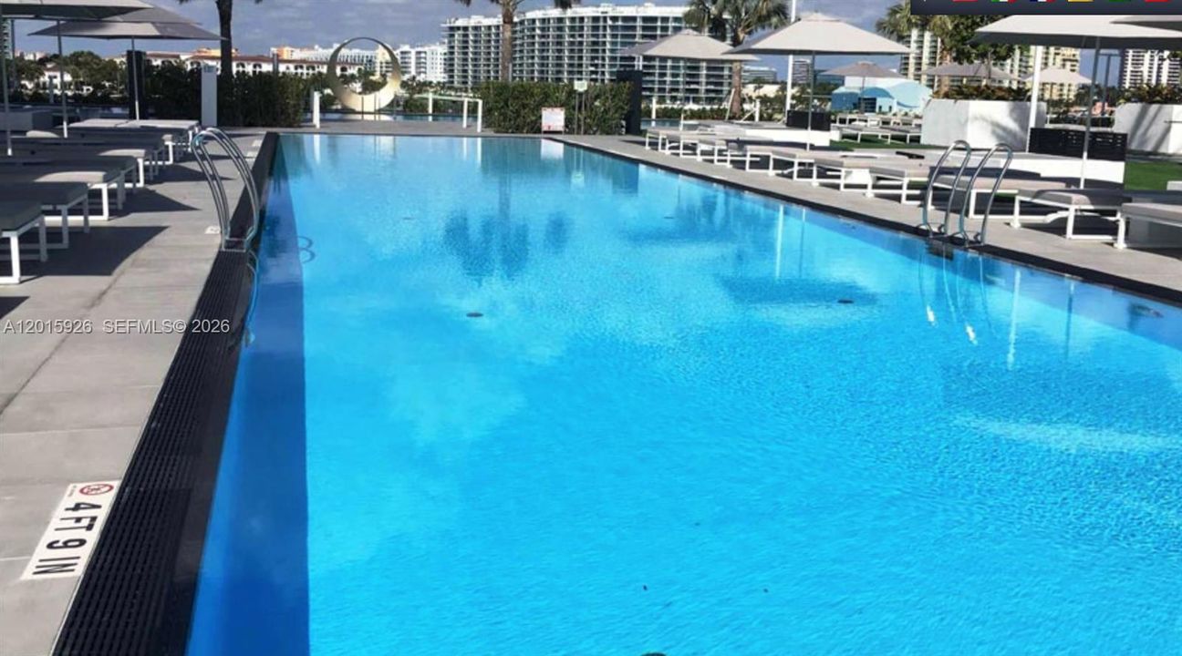 В аренду: $22,000 (4 спален, 5 ванн, 3613 Квадратных фут)