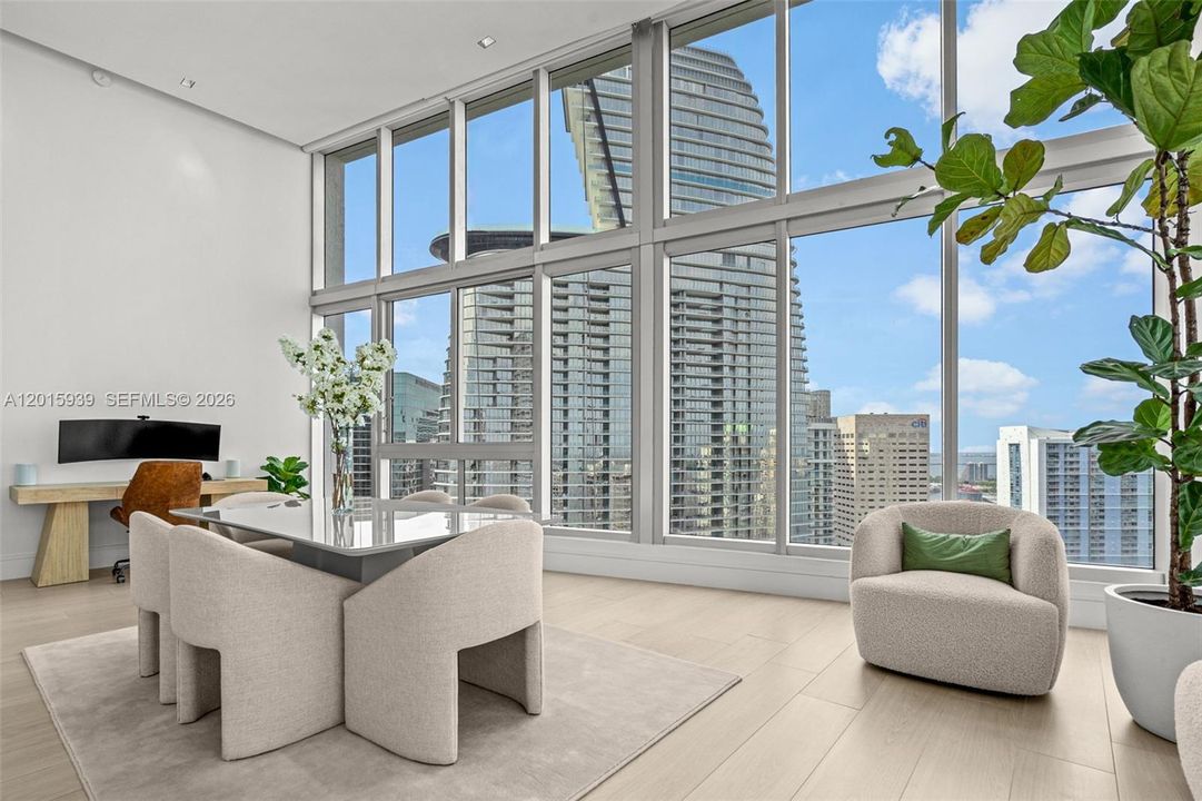 En Venta: $4,995,000 (3 camas, 2 baños, 1825 Pies cuadrados)