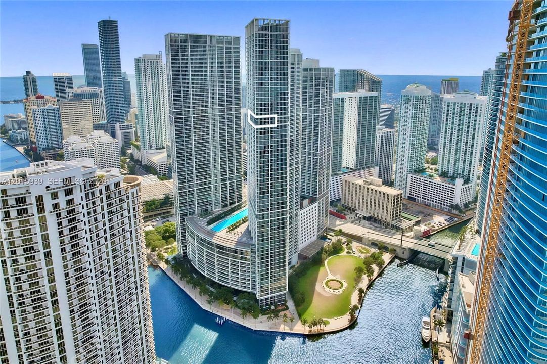 En Venta: $4,995,000 (3 camas, 2 baños, 1825 Pies cuadrados)