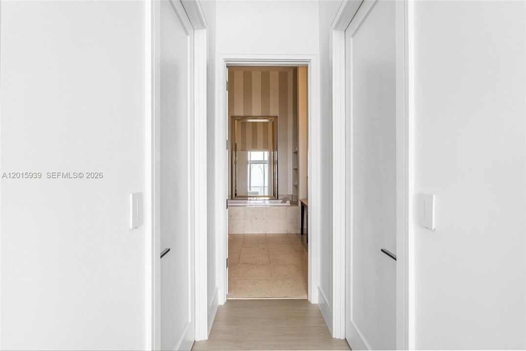 En Venta: $4,995,000 (3 camas, 2 baños, 1825 Pies cuadrados)