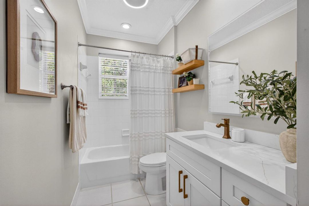 2nd Bathroom