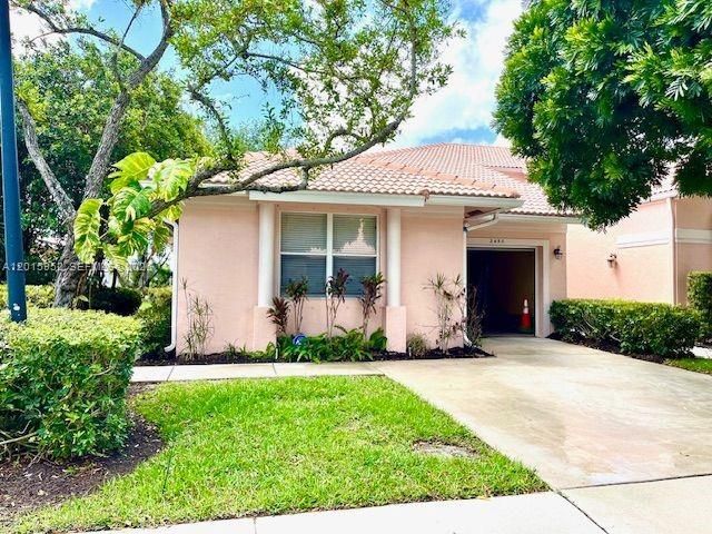 For Rent: $2,975 (3 beds, 2 baths, 1576 Square Feet)