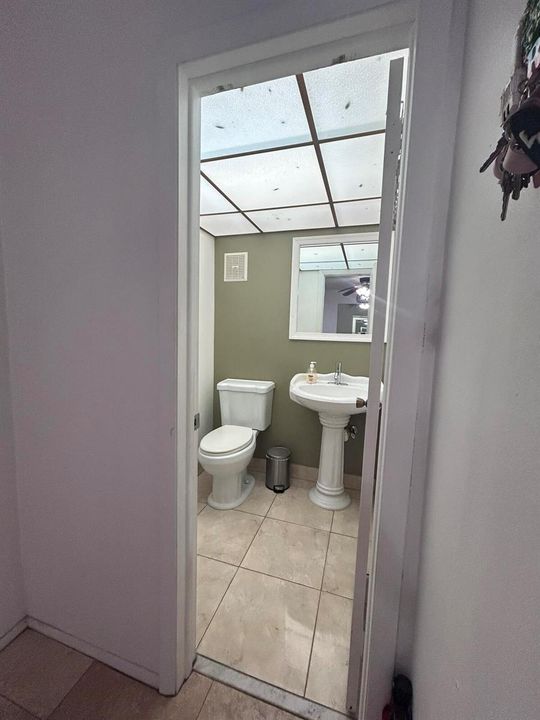 402- Guest Bathroom