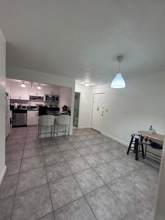 121- Dining Room 1