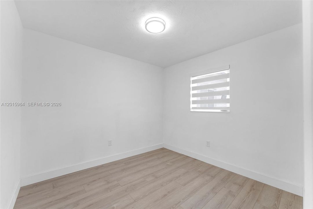En Venta: $729,000 (3 camas, 2 baños, 1330 Pies cuadrados)
