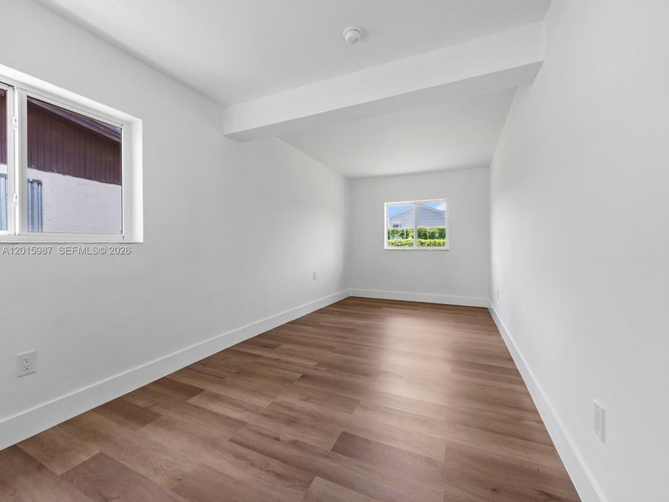 Fifth Bedroom (Left)