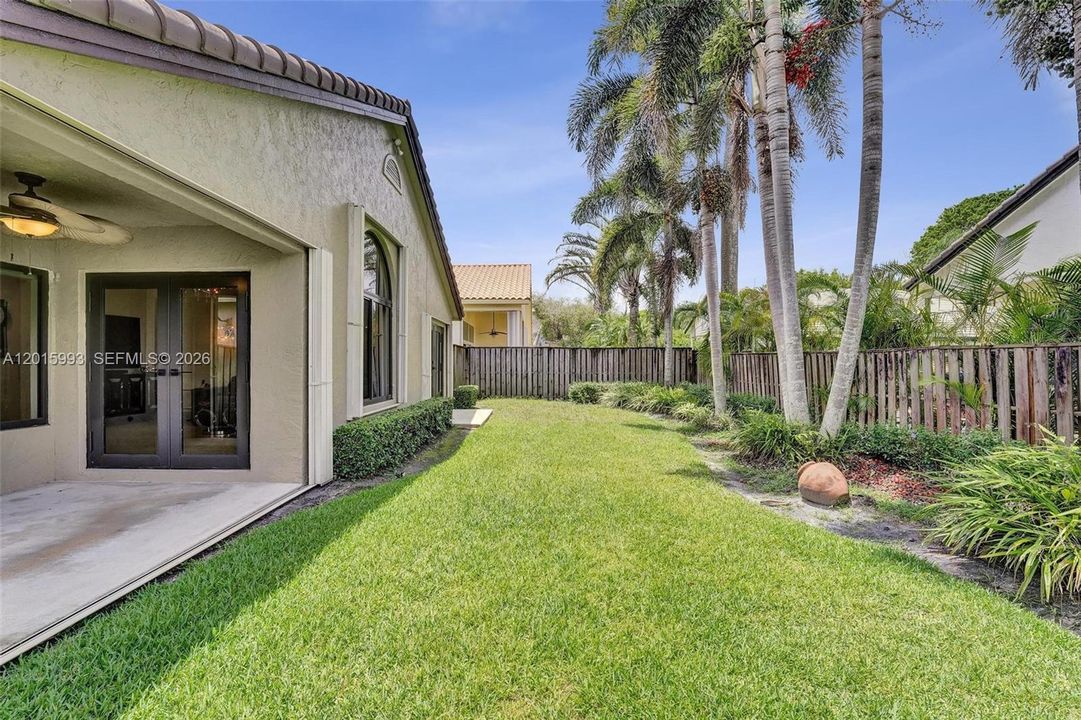 Active With Contract: $925,000 (4 beds, 2 baths, 2332 Square Feet)