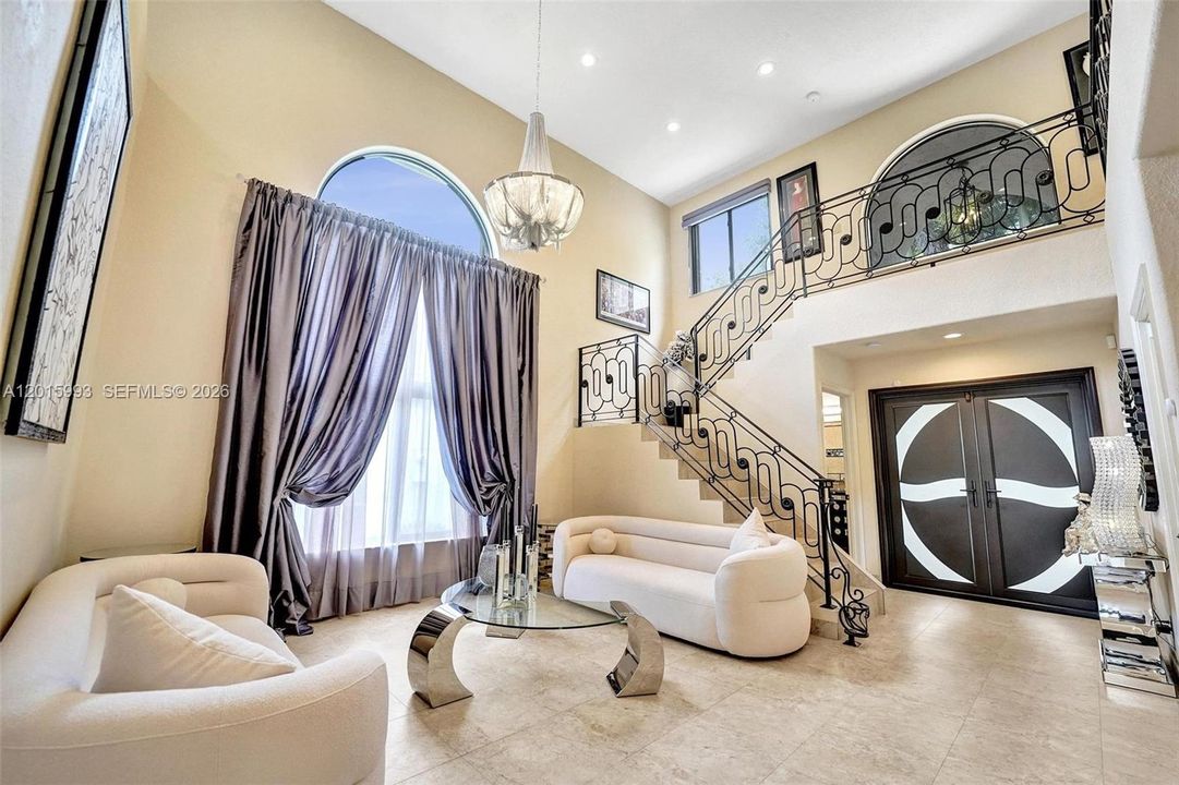 Active With Contract: $925,000 (4 beds, 2 baths, 2332 Square Feet)