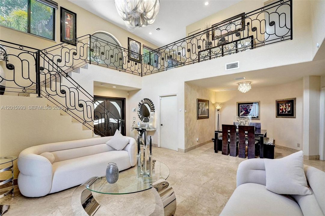 Active With Contract: $925,000 (4 beds, 2 baths, 2332 Square Feet)