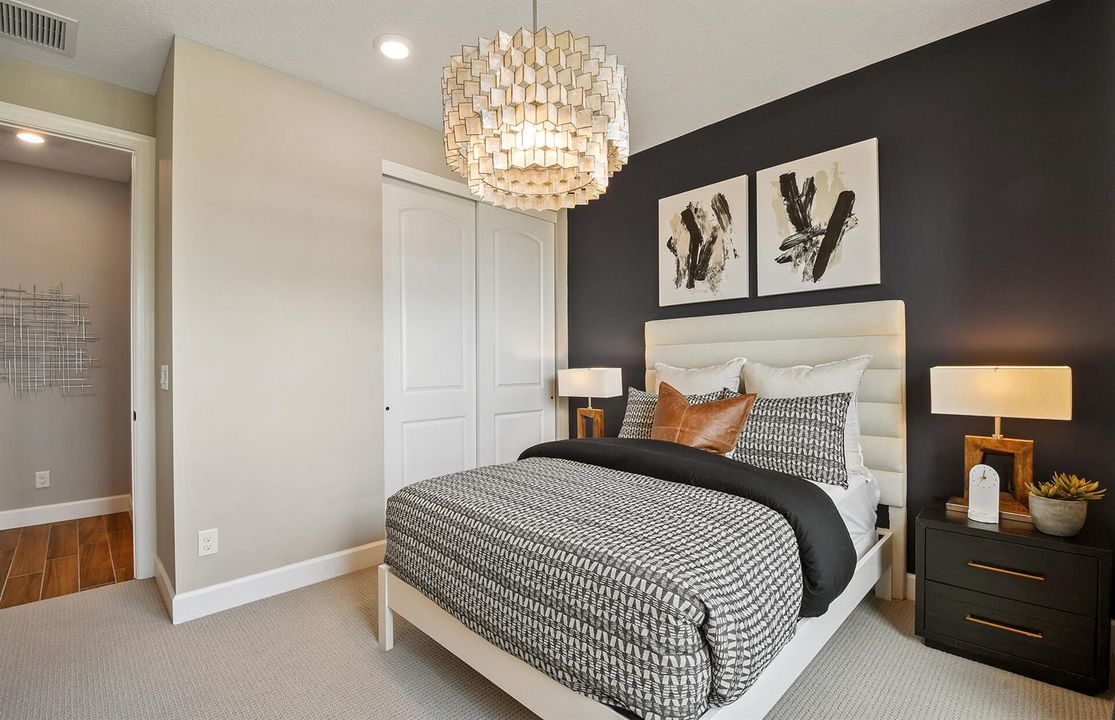 Secondary Bedroom (2)