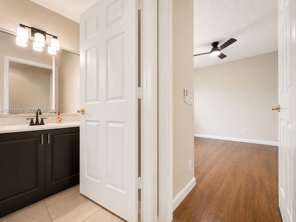 2nd bathroom