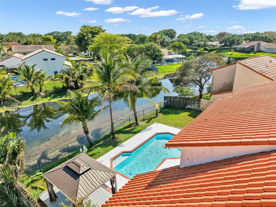 Active With Contract: $799,888 (5 beds, 3 baths, 2858 Square Feet)