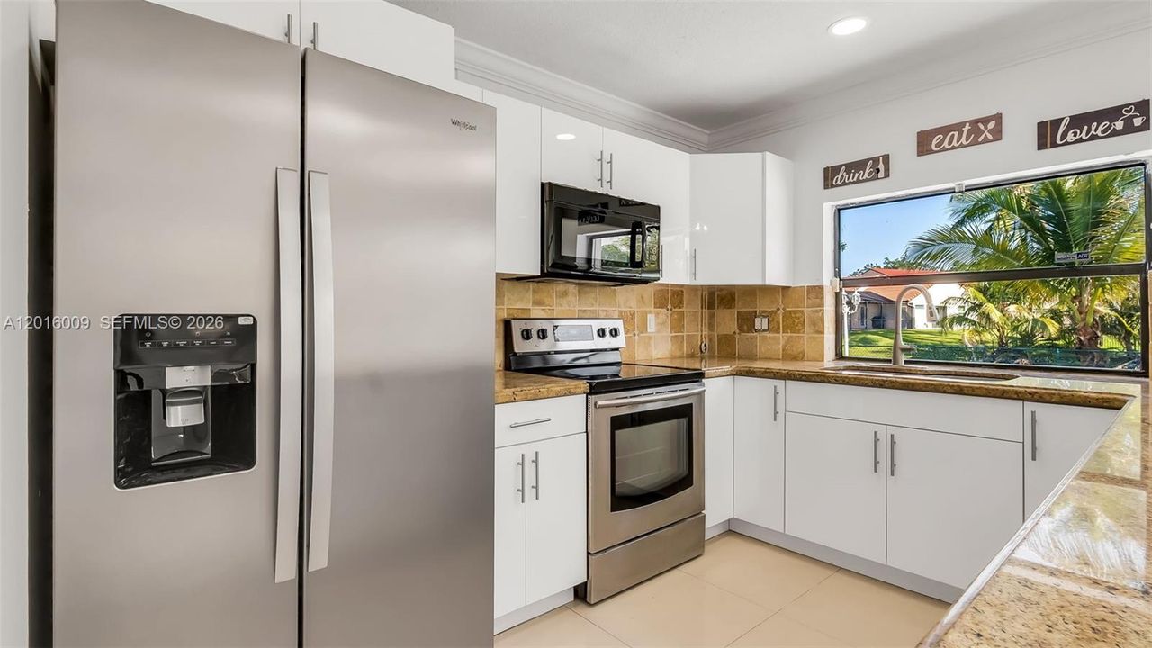 Active With Contract: $799,888 (5 beds, 3 baths, 2858 Square Feet)