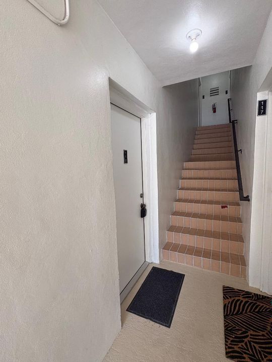 entrance unit 118