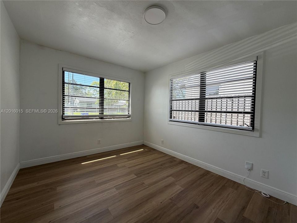 En Renta: $4,100 (4 camas, 2 baños, 1184 Pies cuadrados)
