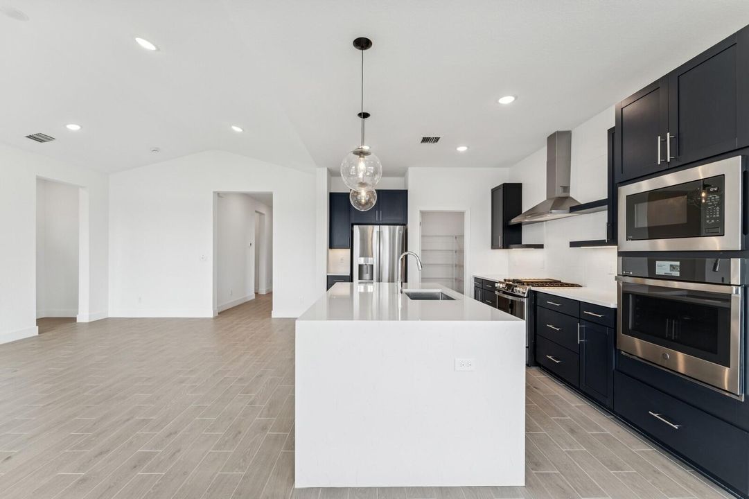 Kitchen & Great Room