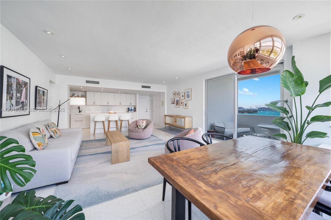 Activo con contrato: $1,199,000 (2 camas, 2 baños, 1403 Pies cuadrados)