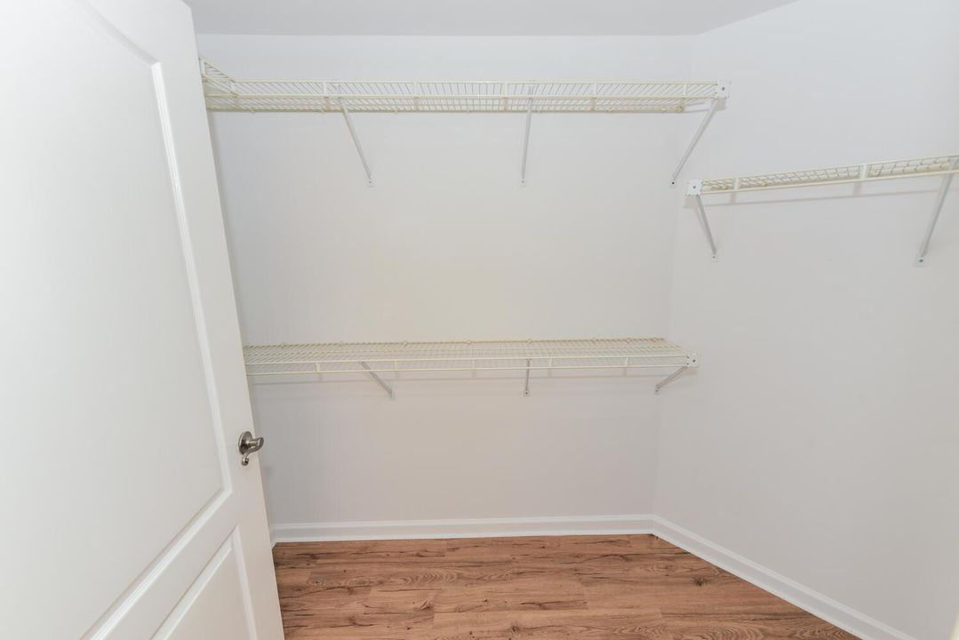 800 Uno Lago Dr Apt 104 Juno-large-017-0