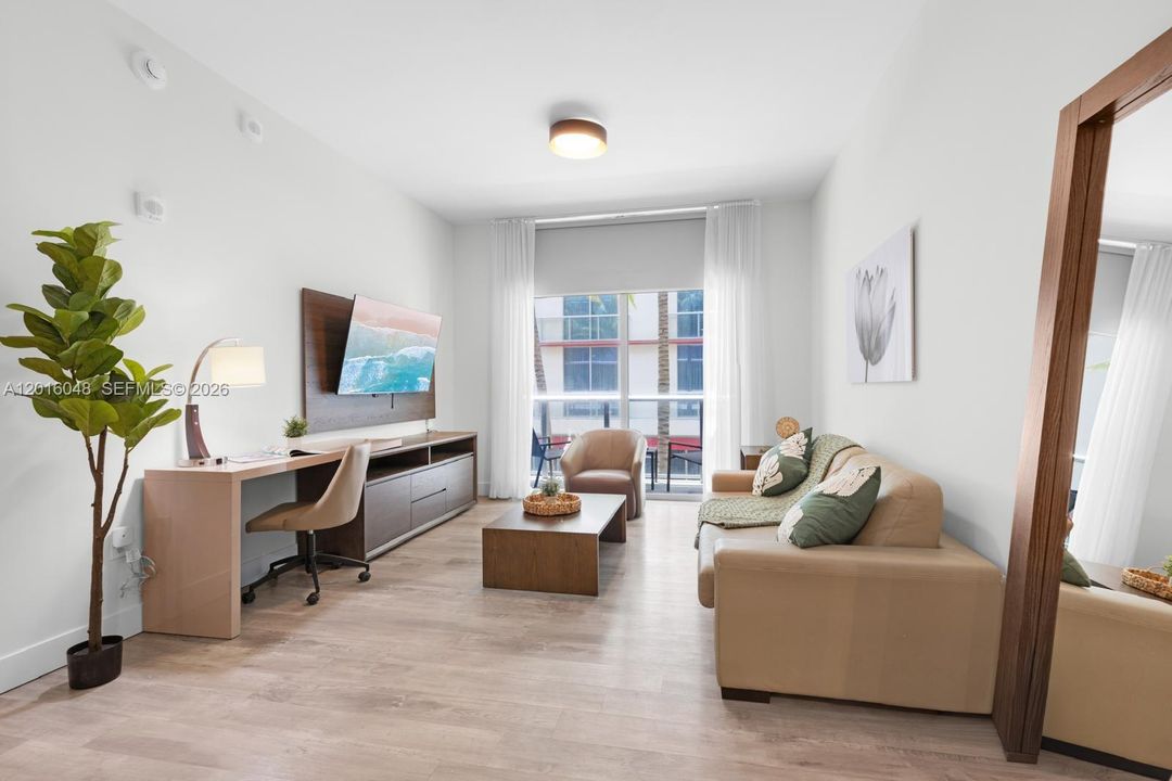 Activo con contrato: $369,000 (1 camas, 1 baños, 724 Pies cuadrados)