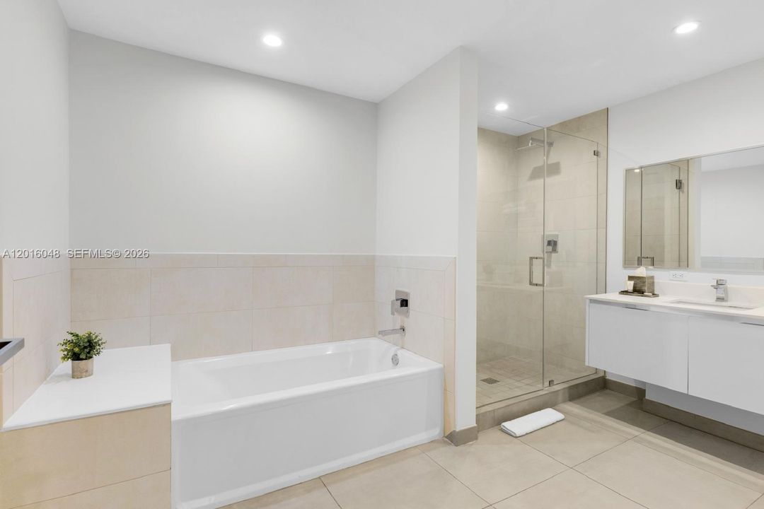 Activo con contrato: $369,000 (1 camas, 1 baños, 724 Pies cuadrados)
