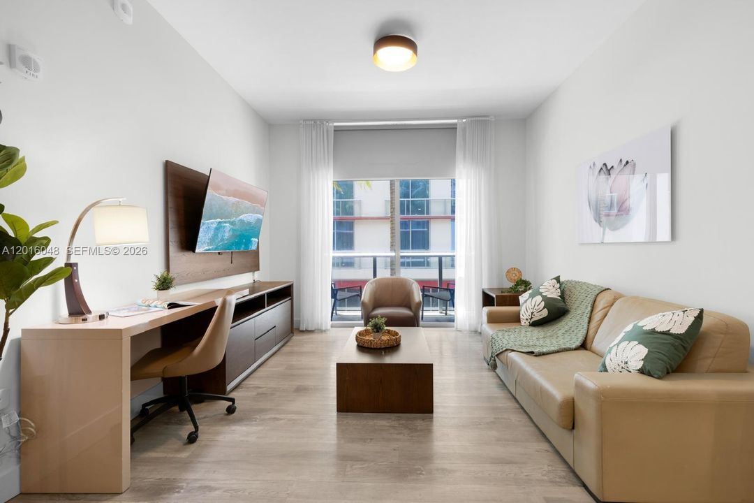 Activo con contrato: $369,000 (1 camas, 1 baños, 724 Pies cuadrados)