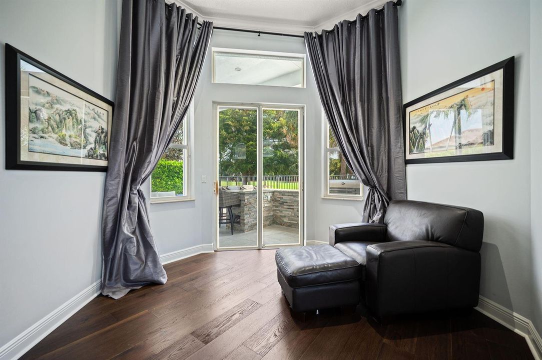 21-web-or-mls-16014-laurel-creek-dr