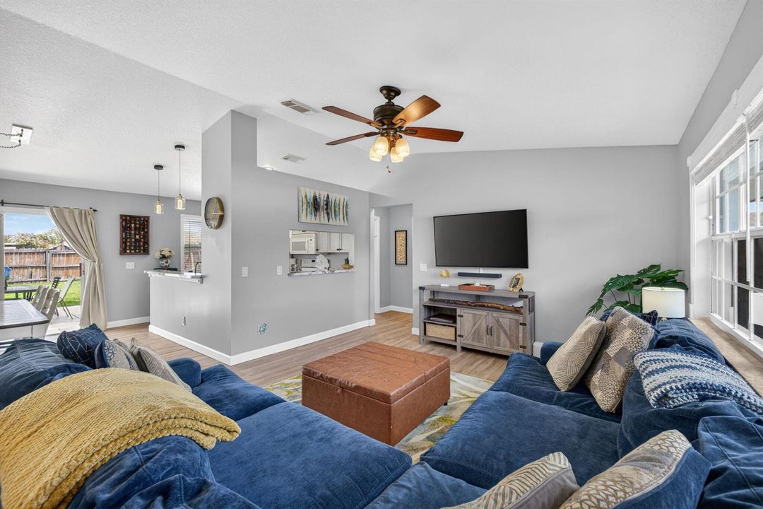 6-web-or-mls-3A5A2570