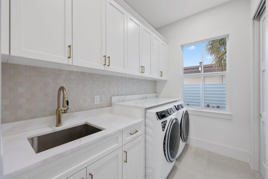 1041 Bimini Lane - 39.jpg-SMALL