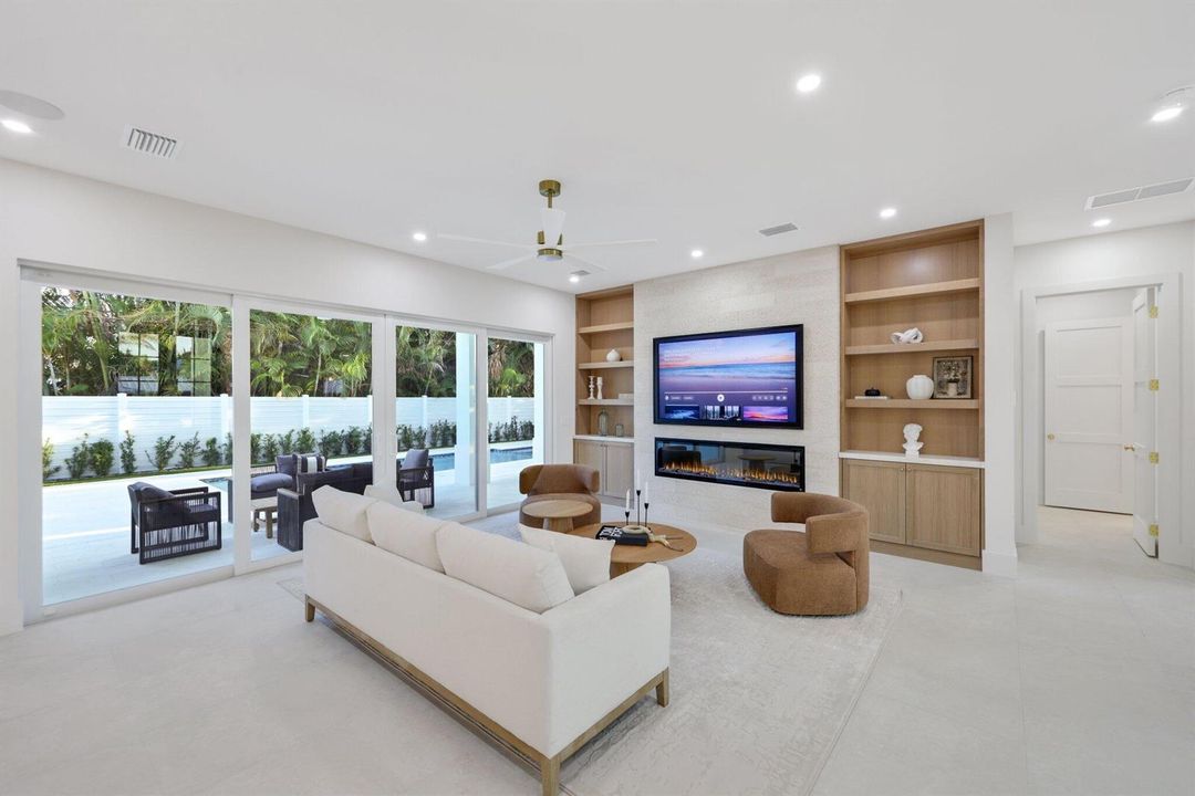 1041 Bimini Lane - 22.jpg-SMALL