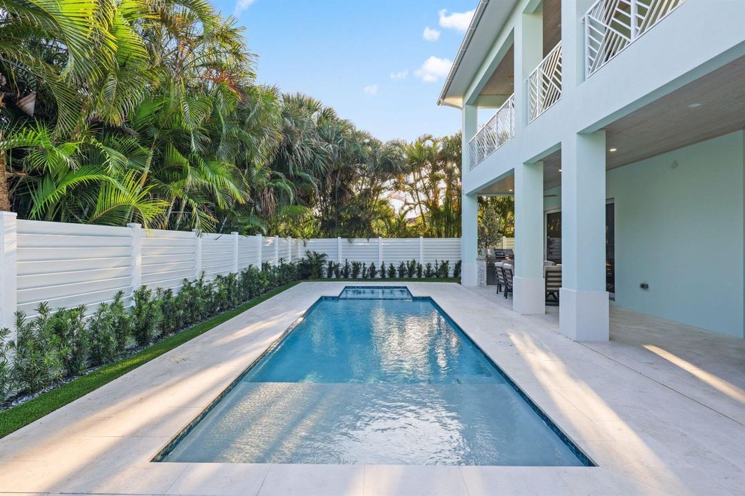 1041 Bimini Lane - 83.jpg-SMALL