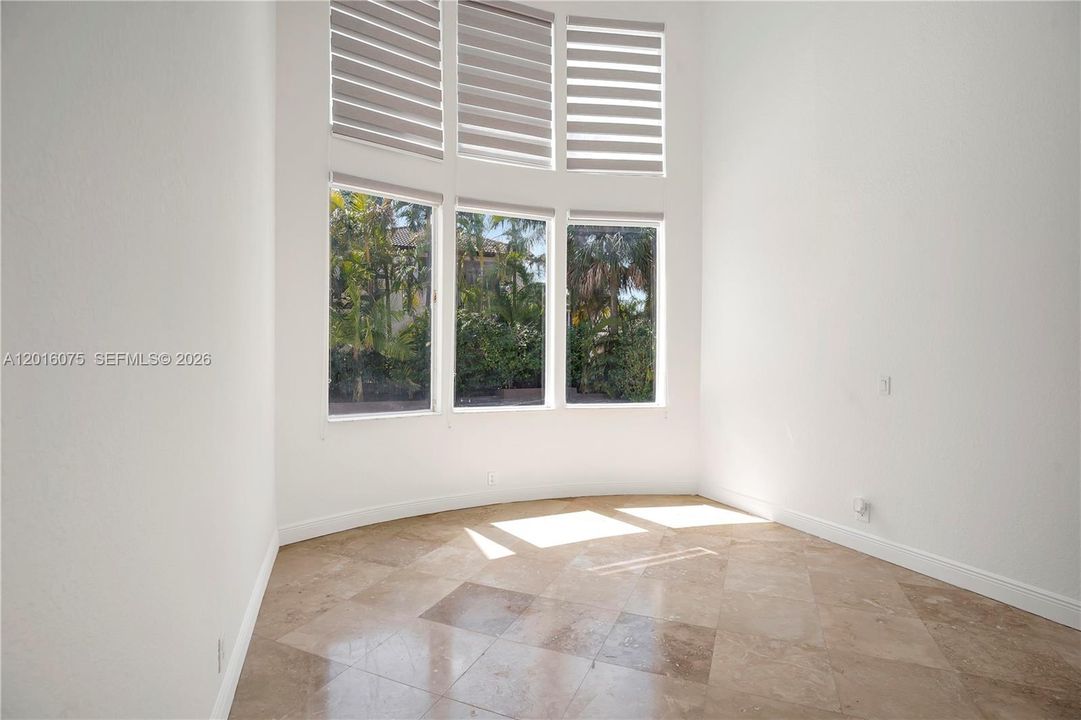 Active With Contract: $5,995 (5 beds, 6 baths, 3779 Square Feet)