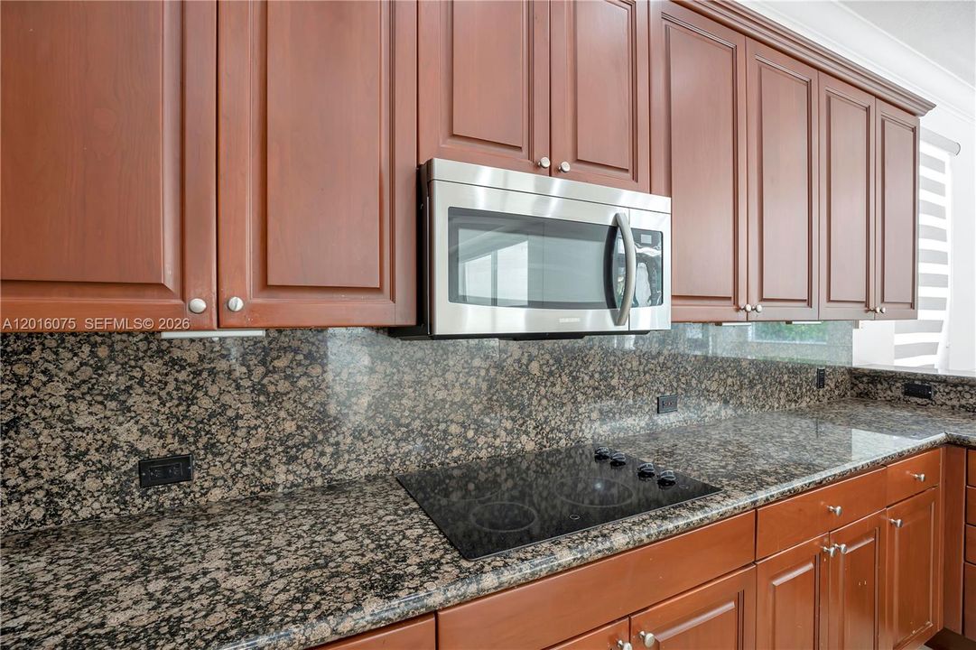 Active With Contract: $5,995 (5 beds, 6 baths, 3779 Square Feet)