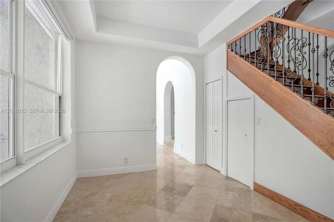 Active With Contract: $5,995 (5 beds, 6 baths, 3779 Square Feet)