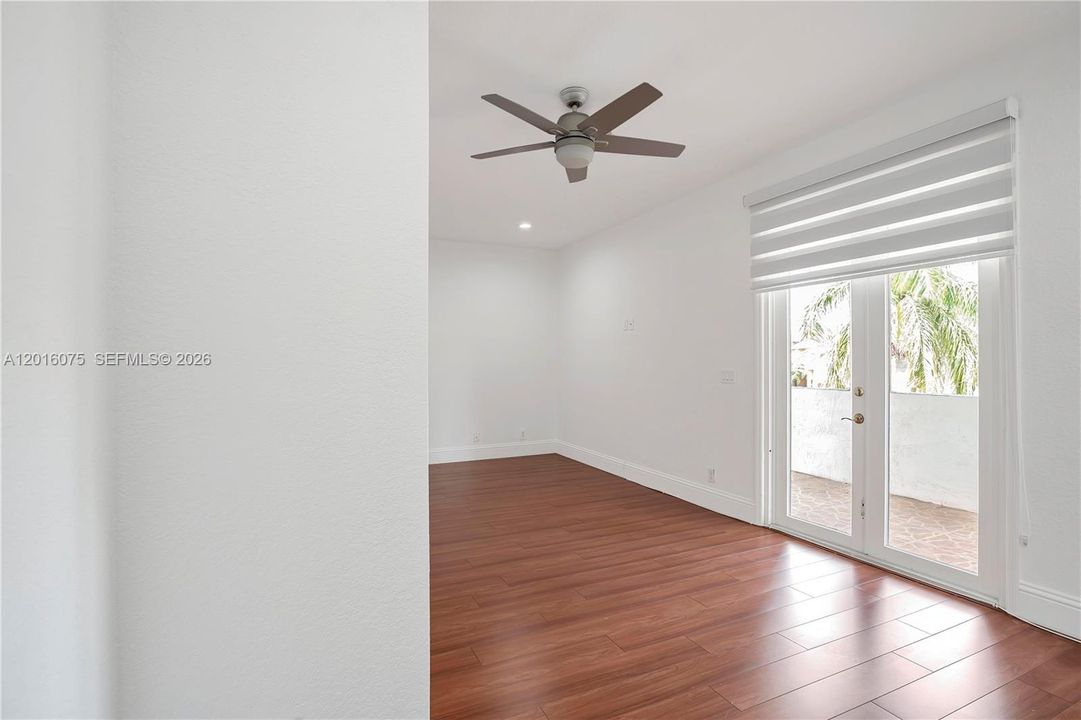 Active With Contract: $5,995 (5 beds, 6 baths, 3779 Square Feet)