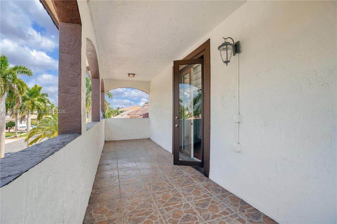 Active With Contract: $5,995 (5 beds, 6 baths, 3779 Square Feet)