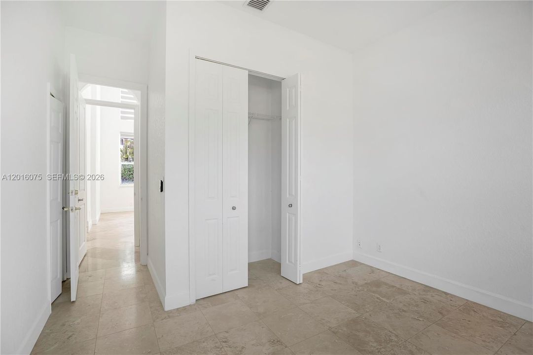 Active With Contract: $5,995 (5 beds, 6 baths, 3779 Square Feet)