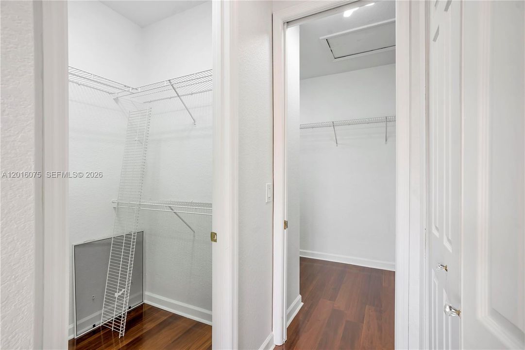 Active With Contract: $5,995 (5 beds, 6 baths, 3779 Square Feet)
