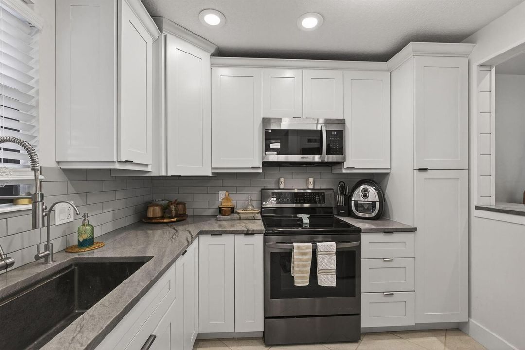 Kitchen 2