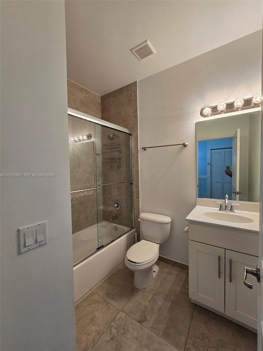 For Rent: $4,450 (4 beds, 3 baths, 2328 Square Feet)
