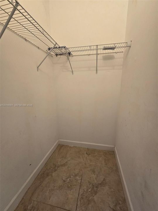 For Rent: $4,450 (4 beds, 3 baths, 2328 Square Feet)