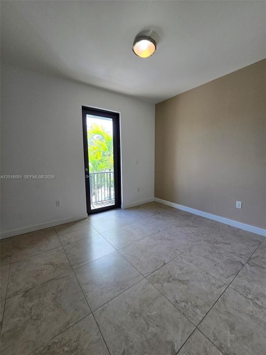 For Rent: $4,450 (4 beds, 3 baths, 2328 Square Feet)