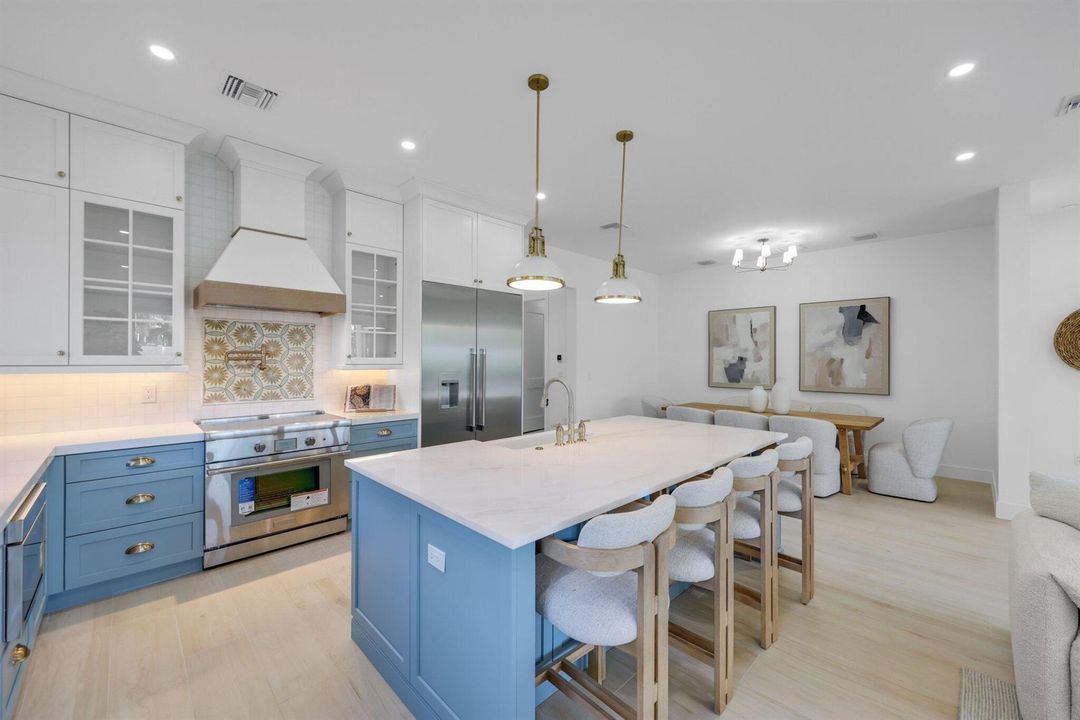 309 Claremont Lane - 18.jpg-SMALL