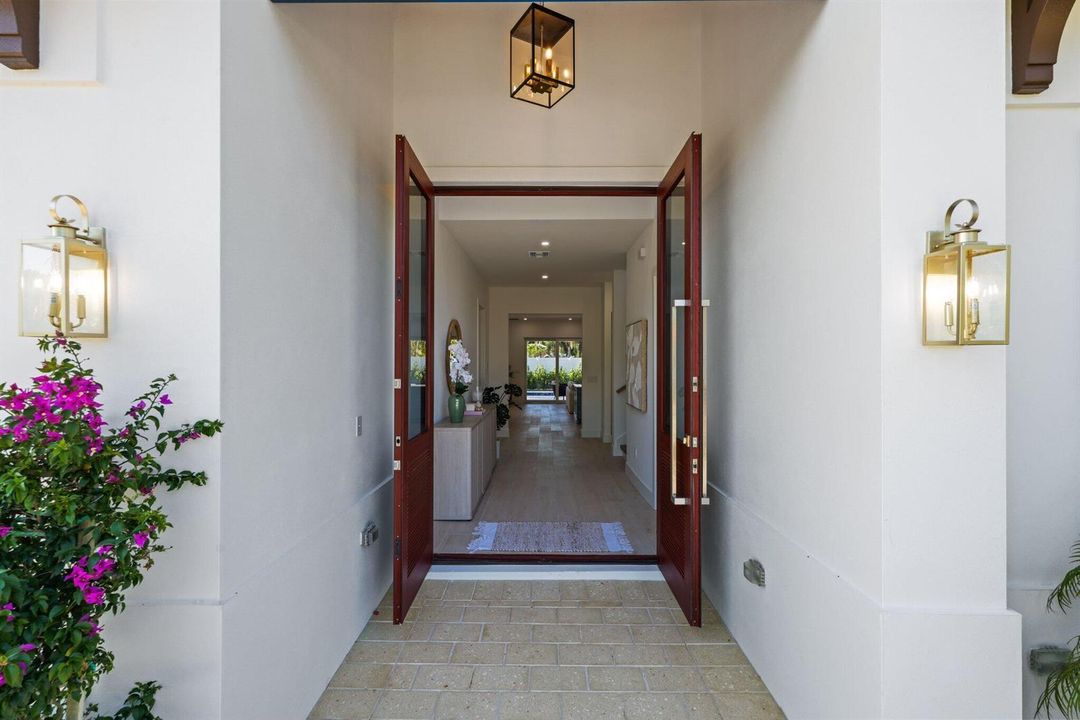 309 Claremont Lane - 10.jpg-SMALL
